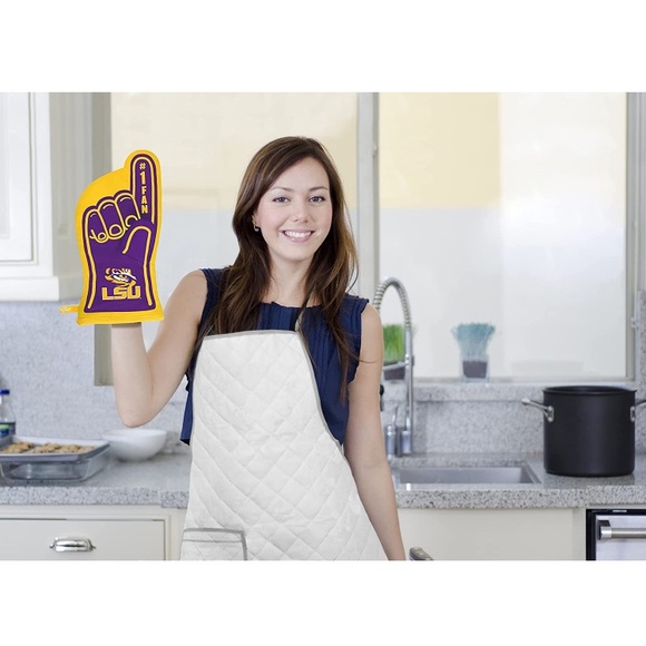 NWT LSU #1 Fan Quilted Oven Mitt Oversized Heat Resistant Grillmaster - Picture 5 of 11
